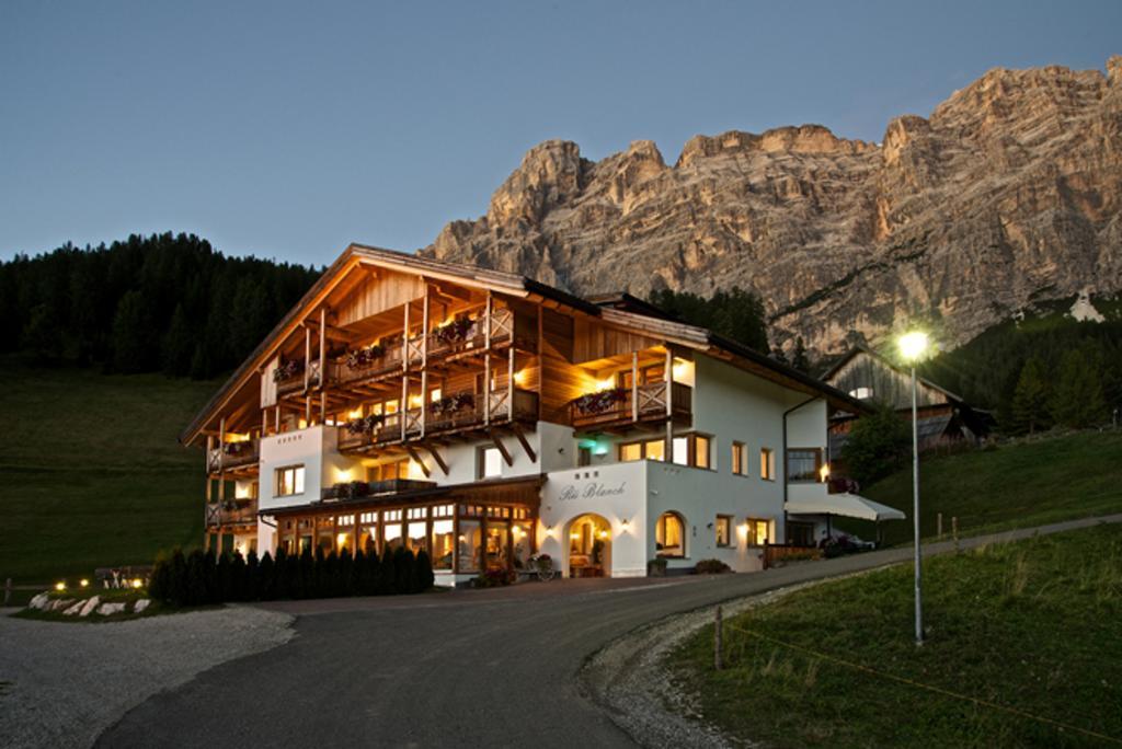 B&B - Hotel Ciasa Rue Blanch St. Kassian Exterior foto