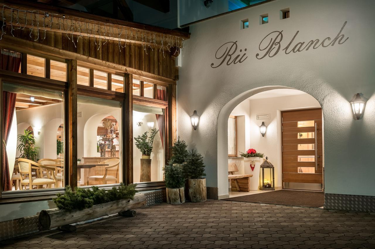 B&B - Hotel Ciasa Rue Blanch St. Kassian Exterior foto